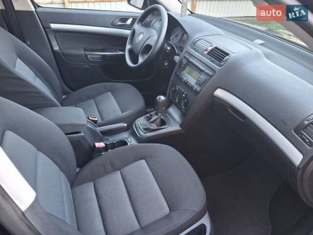 Черный Шкода Октавия, объемом двигателя 1.8 л и пробегом 262 тыс. км за 6300 $, фото 27 на Automoto.ua