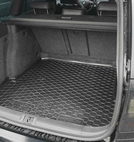 Черный Шкода Октавия, объемом двигателя 2.01 л и пробегом 302 тыс. км за 7200 $, фото 11 на Automoto.ua