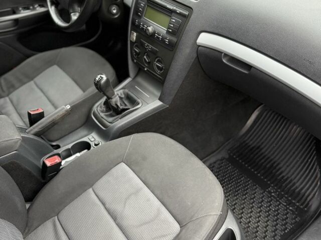 Чорний Шкода Октавія, об'ємом двигуна 1.9 л та пробігом 300 тис. км за 3300 $, фото 17 на Automoto.ua