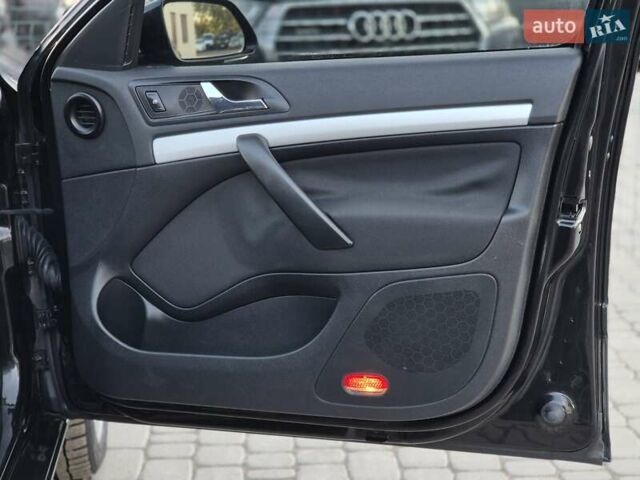 Чорний Шкода Октавія, об'ємом двигуна 1.6 л та пробігом 239 тис. км за 6955 $, фото 30 на Automoto.ua