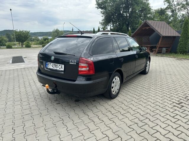Черный Шкода Октавия, объемом двигателя 2 л и пробегом 260 тыс. км за 6500 $, фото 7 на Automoto.ua