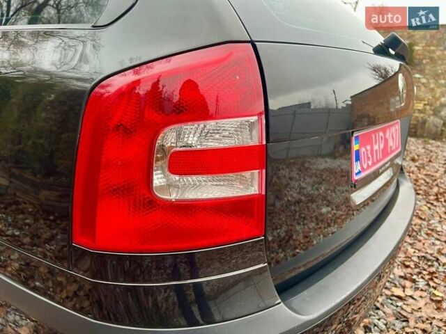 Черный Шкода Октавия, объемом двигателя 1.6 л и пробегом 198 тыс. км за 6700 $, фото 55 на Automoto.ua