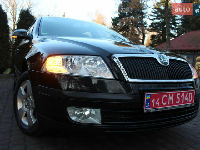 Черный Шкода Октавия, объемом двигателя 1.6 л и пробегом 215 тыс. км за 6390 $, фото 14 на Automoto.ua