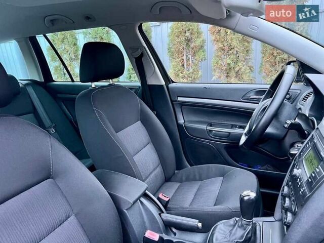 Чорний Шкода Октавія, об'ємом двигуна 1.8 л та пробігом 182 тис. км за 5999 $, фото 132 на Automoto.ua
