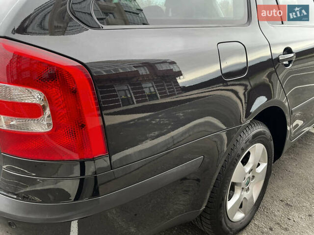 Чорний Шкода Октавія, об'ємом двигуна 1.8 л та пробігом 149 тис. км за 7399 $, фото 26 на Automoto.ua