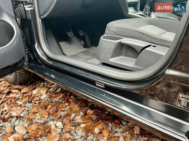 Черный Шкода Октавия, объемом двигателя 1.6 л и пробегом 198 тыс. км за 6700 $, фото 85 на Automoto.ua