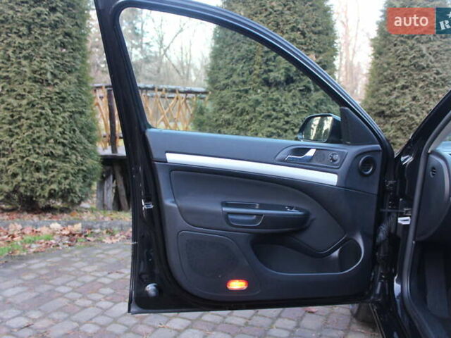 Черный Шкода Октавия, объемом двигателя 1.6 л и пробегом 215 тыс. км за 6390 $, фото 83 на Automoto.ua