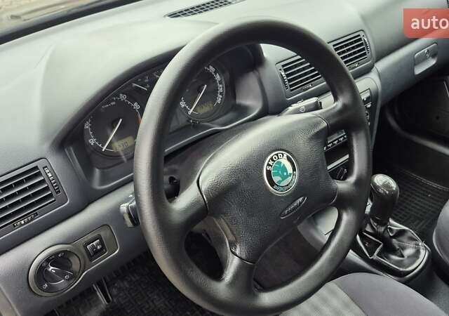 Чорний Шкода Октавія, об'ємом двигуна 1.6 л та пробігом 197 тис. км за 5900 $, фото 20 на Automoto.ua