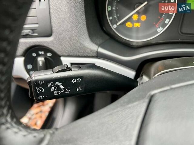 Черный Шкода Октавия, объемом двигателя 1.6 л и пробегом 198 тыс. км за 6700 $, фото 87 на Automoto.ua