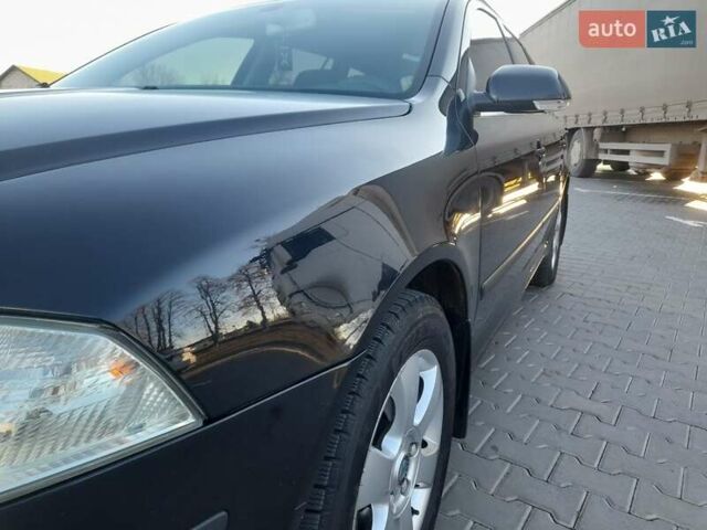 Черный Шкода Октавия, объемом двигателя 1.6 л и пробегом 186 тыс. км за 6799 $, фото 6 на Automoto.ua