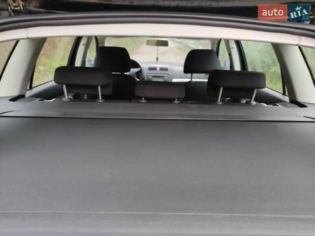 Черный Шкода Октавия, объемом двигателя 1.9 л и пробегом 260 тыс. км за 5600 $, фото 7 на Automoto.ua