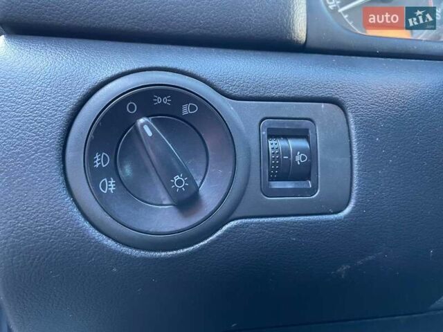 Шкода Октавия 2008 в Киеве на Automoto.ua Черный Шкода Октавия, объемом двигателя 1.6 л и пробегом 250 тыс. км за 6490 $, фото 17 на Automoto.ua