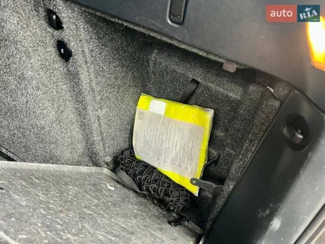 Черный Шкода Октавия, объемом двигателя 1.6 л и пробегом 198 тыс. км за 6700 $, фото 127 на Automoto.ua