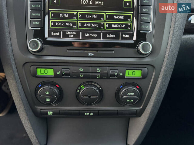 Чорний Шкода Октавія, об'ємом двигуна 1.8 л та пробігом 212 тис. км за 7750 $, фото 38 на Automoto.ua