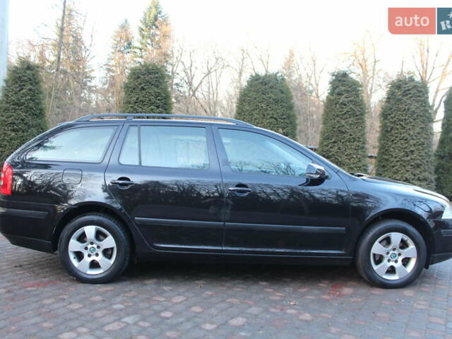 Черный Шкода Октавия, объемом двигателя 1.6 л и пробегом 215 тыс. км за 6390 $, фото 51 на Automoto.ua