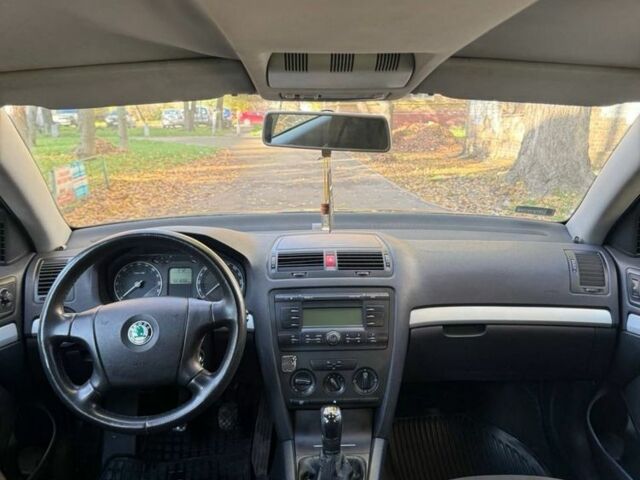 Шкода Октавия 2008 в Киеве на Automoto.ua Черный Шкода Октавия, объемом двигателя 1.9 л и пробегом 250 тыс. км за 2650 $, фото 5 на Automoto.ua