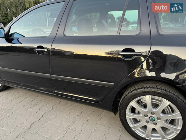 Чорний Шкода Октавія, об'ємом двигуна 1.8 л та пробігом 212 тис. км за 7750 $, фото 6 на Automoto.ua