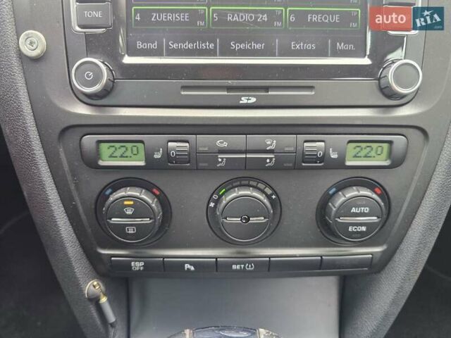 Черный Шкода Октавия, объемом двигателя 2 л и пробегом 245 тыс. км за 9199 $, фото 59 на Automoto.ua