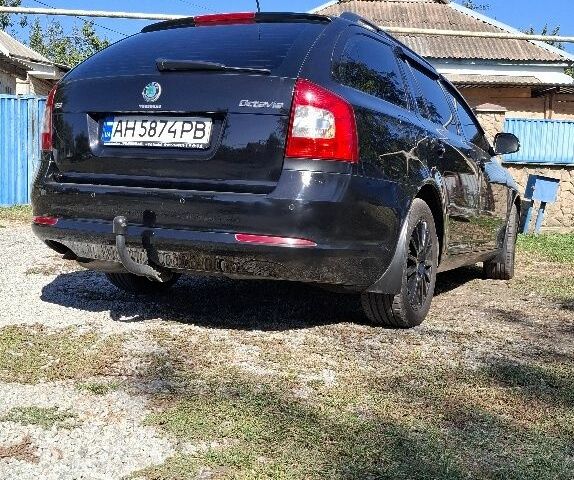 Черный Шкода Октавия, объемом двигателя 1.4 л и пробегом 100 тыс. км за 5200 $, фото 2 на Automoto.ua