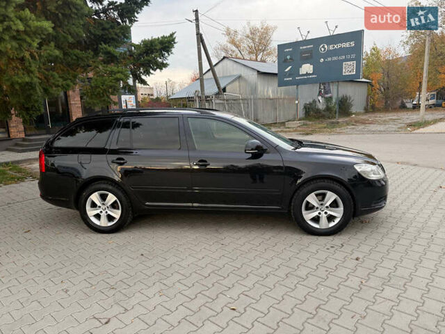 Черный Шкода Октавия, объемом двигателя 1.9 л и пробегом 253 тыс. км за 6500 $, фото 2 на Automoto.ua