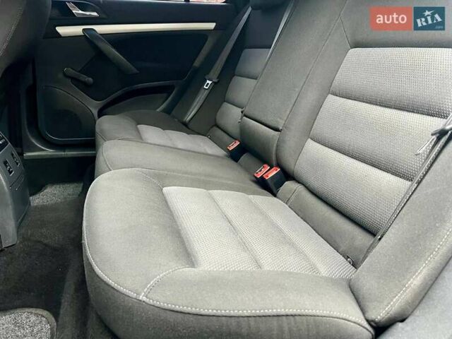 Черный Шкода Октавия, объемом двигателя 1.6 л и пробегом 198 тыс. км за 6700 $, фото 98 на Automoto.ua