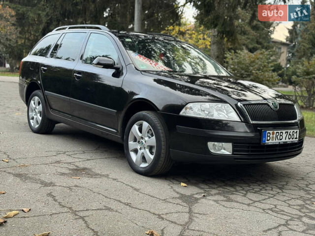 Черный Шкода Октавия, объемом двигателя 1.6 л и пробегом 187 тыс. км за 6600 $, фото 3 на Automoto.ua