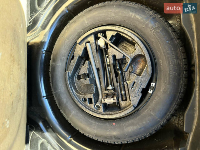 Черный Шкода Октавия, объемом двигателя 1.97 л и пробегом 293 тыс. км за 7100 $, фото 19 на Automoto.ua