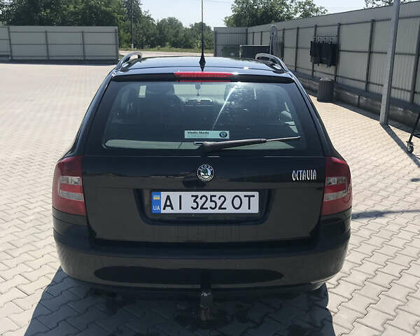 Чорний Шкода Октавія, об'ємом двигуна 1.8 л та пробігом 294 тис. км за 5999 $, фото 2 на Automoto.ua