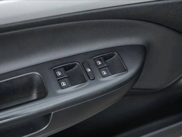 Черный Шкода Октавия, объемом двигателя 2 л и пробегом 197 тыс. км за 1700 $, фото 8 на Automoto.ua