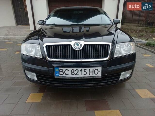 Черный Шкода Октавия, объемом двигателя 2 л и пробегом 390 тыс. км за 6200 $, фото 3 на Automoto.ua