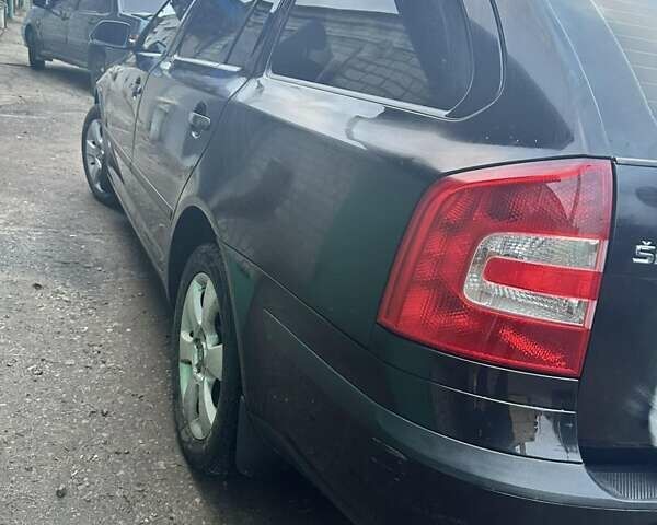 Чорний Шкода Октавія, об'ємом двигуна 1.6 л та пробігом 230 тис. км за 7600 $, фото 9 на Automoto.ua