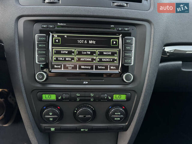 Чорний Шкода Октавія, об'ємом двигуна 1.8 л та пробігом 212 тис. км за 7750 $, фото 37 на Automoto.ua