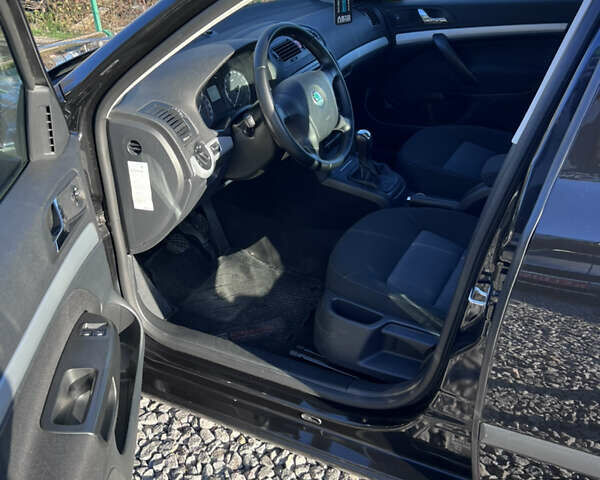 Чорний Шкода Октавія, об'ємом двигуна 1.6 л та пробігом 243 тис. км за 7499 $, фото 7 на Automoto.ua