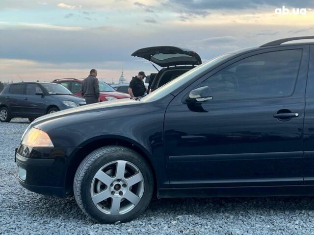 Чорний Шкода Октавія, об'ємом двигуна 2 л та пробігом 307 тис. км за 6990 $, фото 3 на Automoto.ua