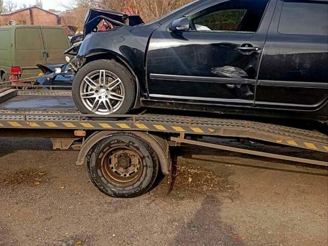 Черный Шкода Октавия, объемом двигателя 1.6 л и пробегом 247 тыс. км за 1200 $, фото 4 на Automoto.ua