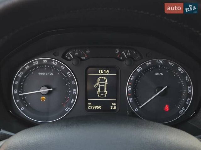 Чорний Шкода Октавія, об'ємом двигуна 1.6 л та пробігом 239 тис. км за 6955 $, фото 41 на Automoto.ua