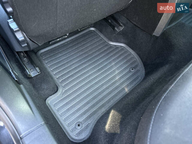 Чорний Шкода Октавія, об'ємом двигуна 1.8 л та пробігом 220 тис. км за 6590 $, фото 94 на Automoto.ua