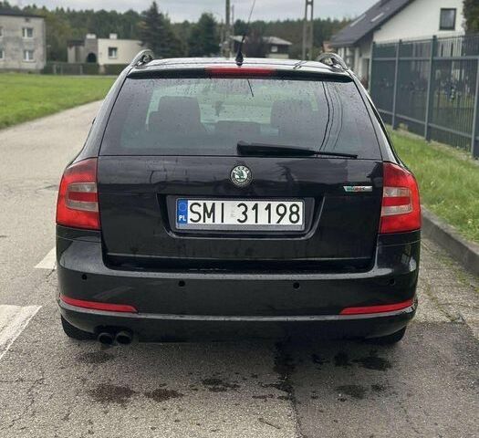 Чорний Шкода Октавія, об'ємом двигуна 2 л та пробігом 214 тис. км за 2100 $, фото 5 на Automoto.ua