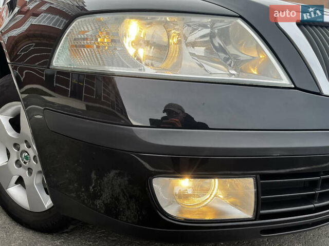 Чорний Шкода Октавія, об'ємом двигуна 1.8 л та пробігом 149 тис. км за 7399 $, фото 38 на Automoto.ua