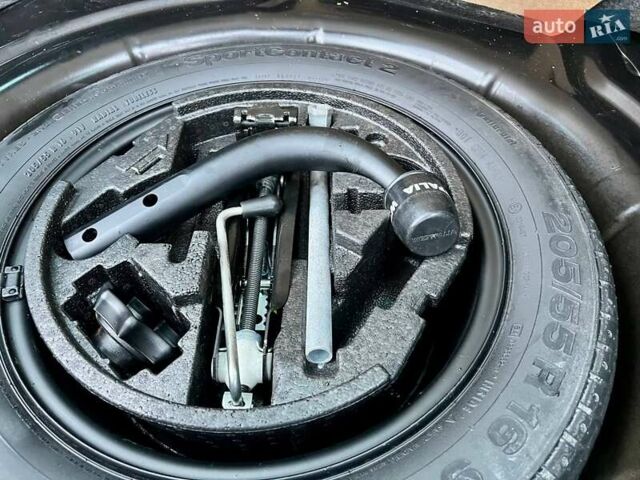 Чорний Шкода Октавія, об'ємом двигуна 1.8 л та пробігом 182 тис. км за 5999 $, фото 141 на Automoto.ua