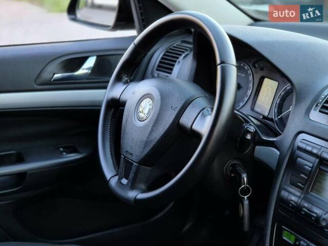 Чорний Шкода Октавія, об'ємом двигуна 1.6 л та пробігом 239 тис. км за 6955 $, фото 33 на Automoto.ua