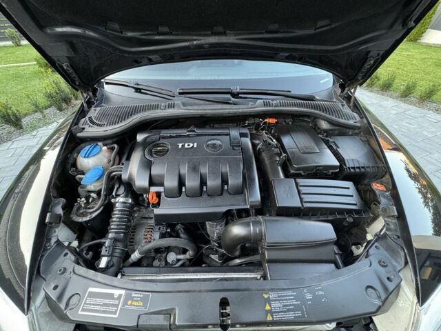 Черный Шкода Октавия, объемом двигателя 2 л и пробегом 280 тыс. км за 7000 $, фото 17 на Automoto.ua