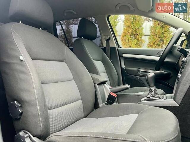 Черный Шкода Октавия, объемом двигателя 1.6 л и пробегом 198 тыс. км за 6700 $, фото 106 на Automoto.ua