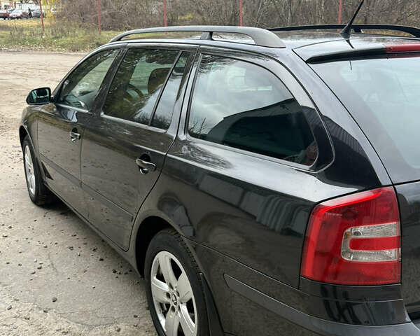 Черный Шкода Октавия, объемом двигателя 1.8 л и пробегом 197 тыс. км за 6500 $, фото 9 на Automoto.ua