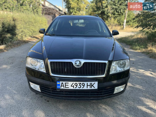 Черный Шкода Октавия, объемом двигателя 1.98 л и пробегом 272 тыс. км за 5500 $, фото 2 на Automoto.ua