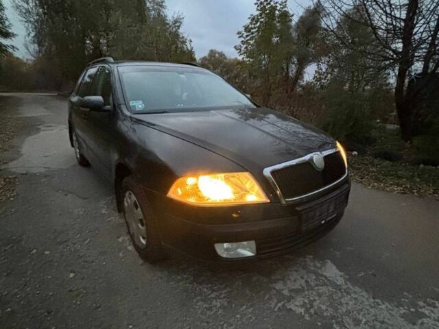 Шкода Октавія 2008 у Києві на Automoto.ua Чорний Шкода Октавія, об'ємом двигуна 1.9 л та пробігом 330 тис. км за 2800 $, фото 1 на Automoto.ua