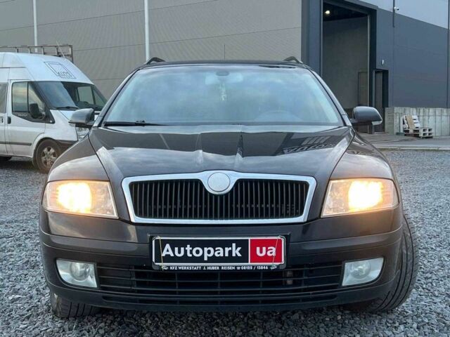 Черный Шкода Октавия, объемом двигателя 2 л и пробегом 307 тыс. км за 6990 $, фото 1 на Automoto.ua