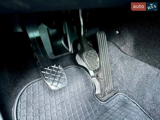 Чорний Шкода Октавія, об'ємом двигуна 1.8 л та пробігом 182 тис. км за 5999 $, фото 93 на Automoto.ua