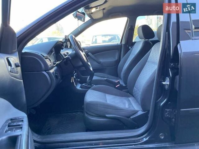 Шкода Октавия 2008 в Киеве на Automoto.ua Черный Шкода Октавия, объемом двигателя 1.6 л и пробегом 250 тыс. км за 6490 $, фото 8 на Automoto.ua