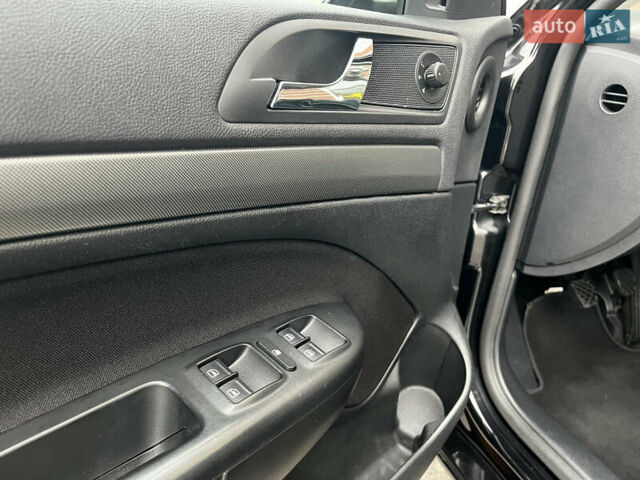 Чорний Шкода Октавія, об'ємом двигуна 1.8 л та пробігом 149 тис. км за 7399 $, фото 42 на Automoto.ua